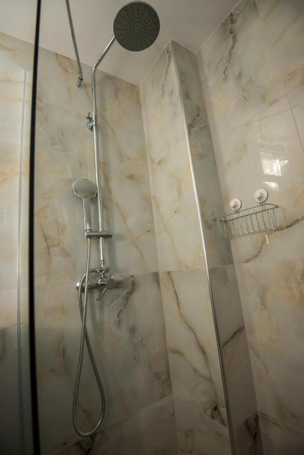 Olive 103 Apartment Peraía Екстериор снимка