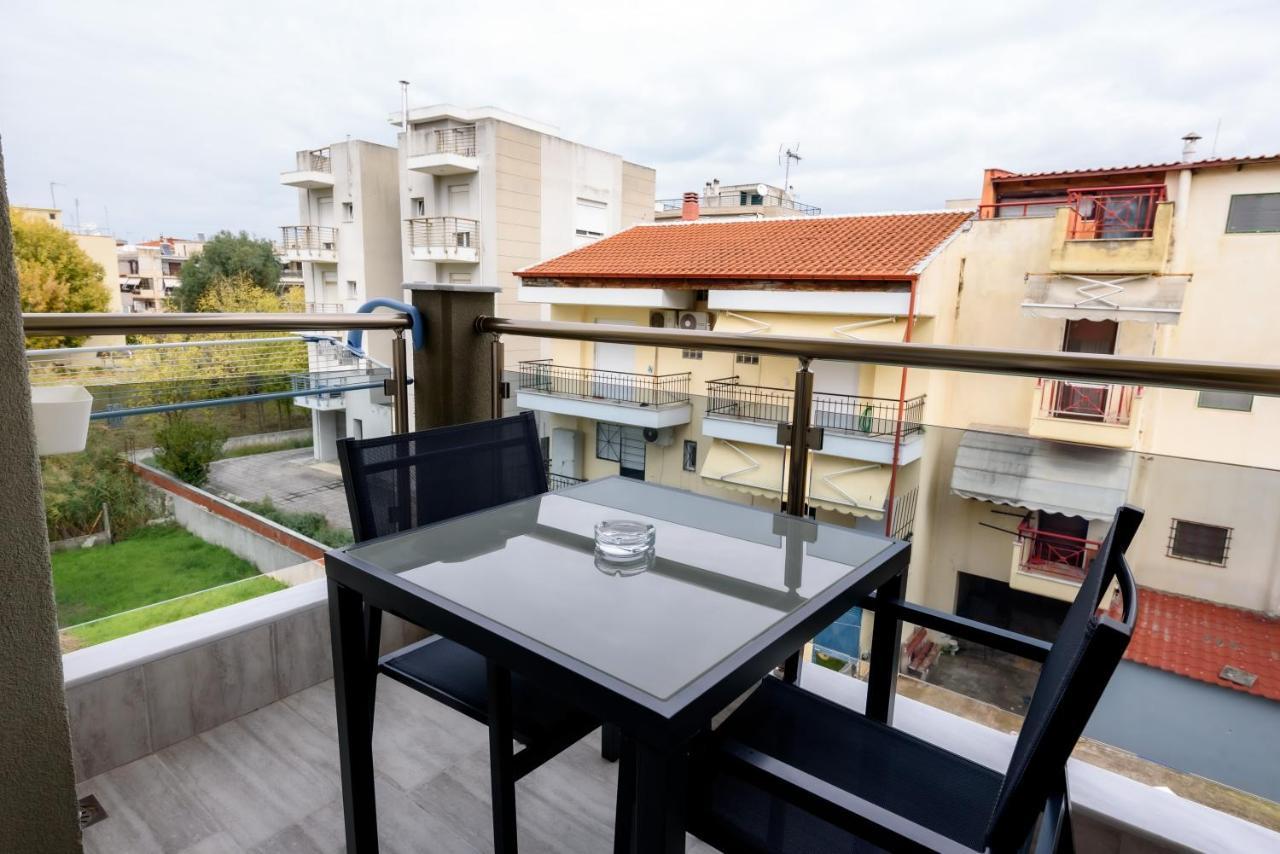 Olive 103 Apartment Peraía Екстериор снимка